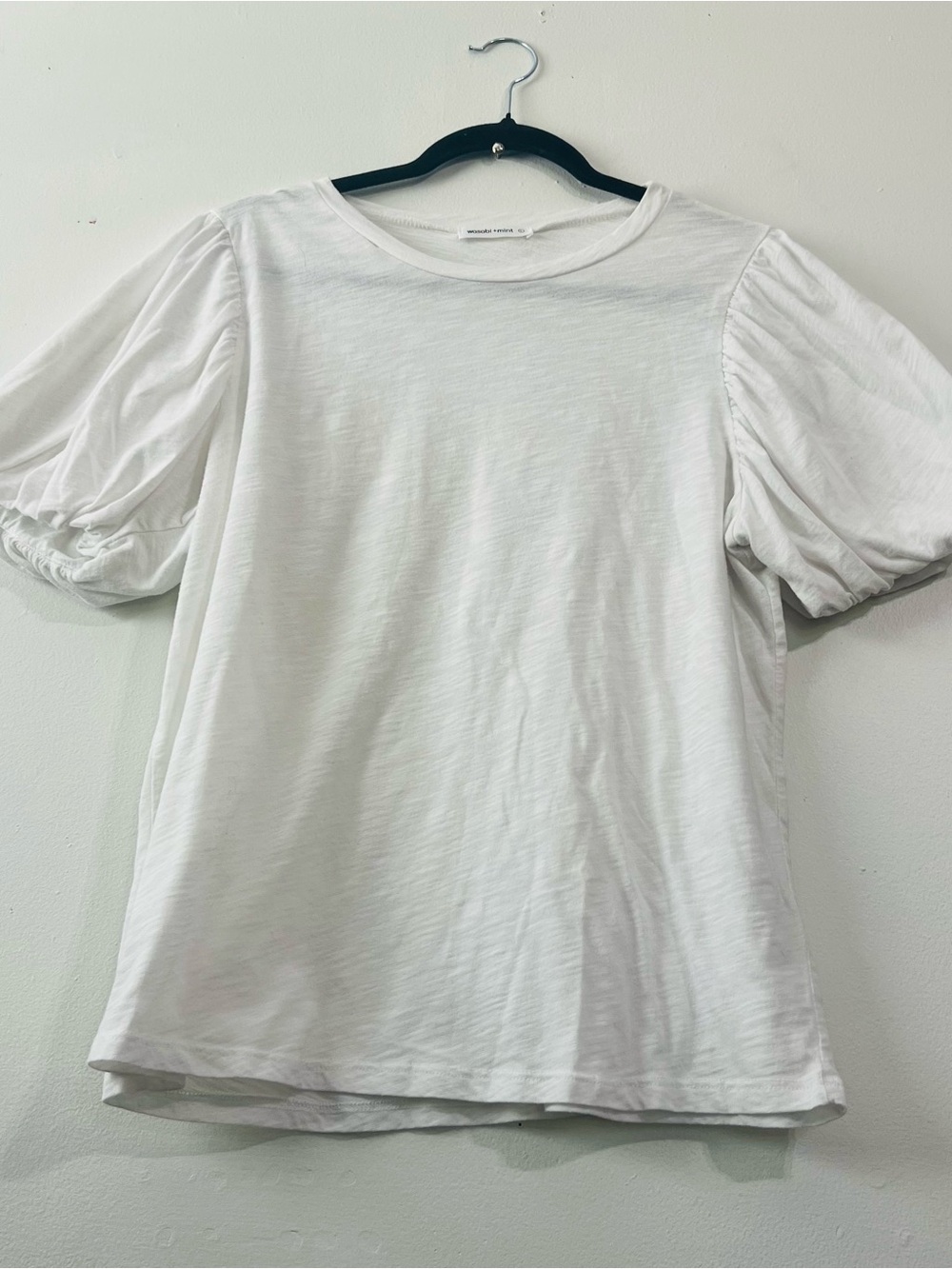 Women's White Puff-Sleeve Crewneck Tee